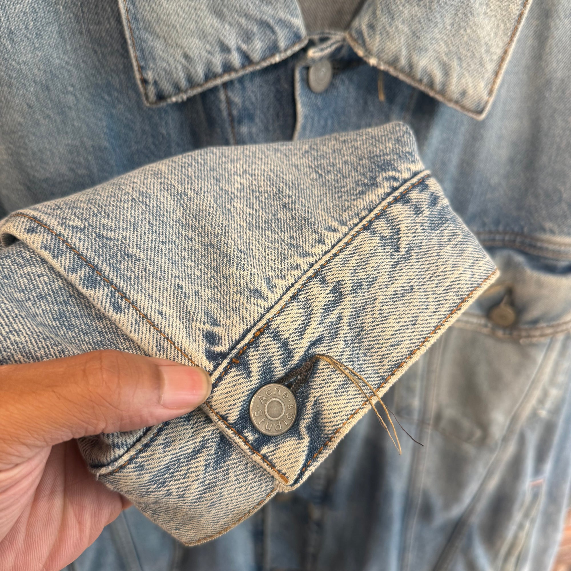 ACNE STUDIOS OVERSIZED DENIM TRUCKER JACKET ‘LIGHT WASH’