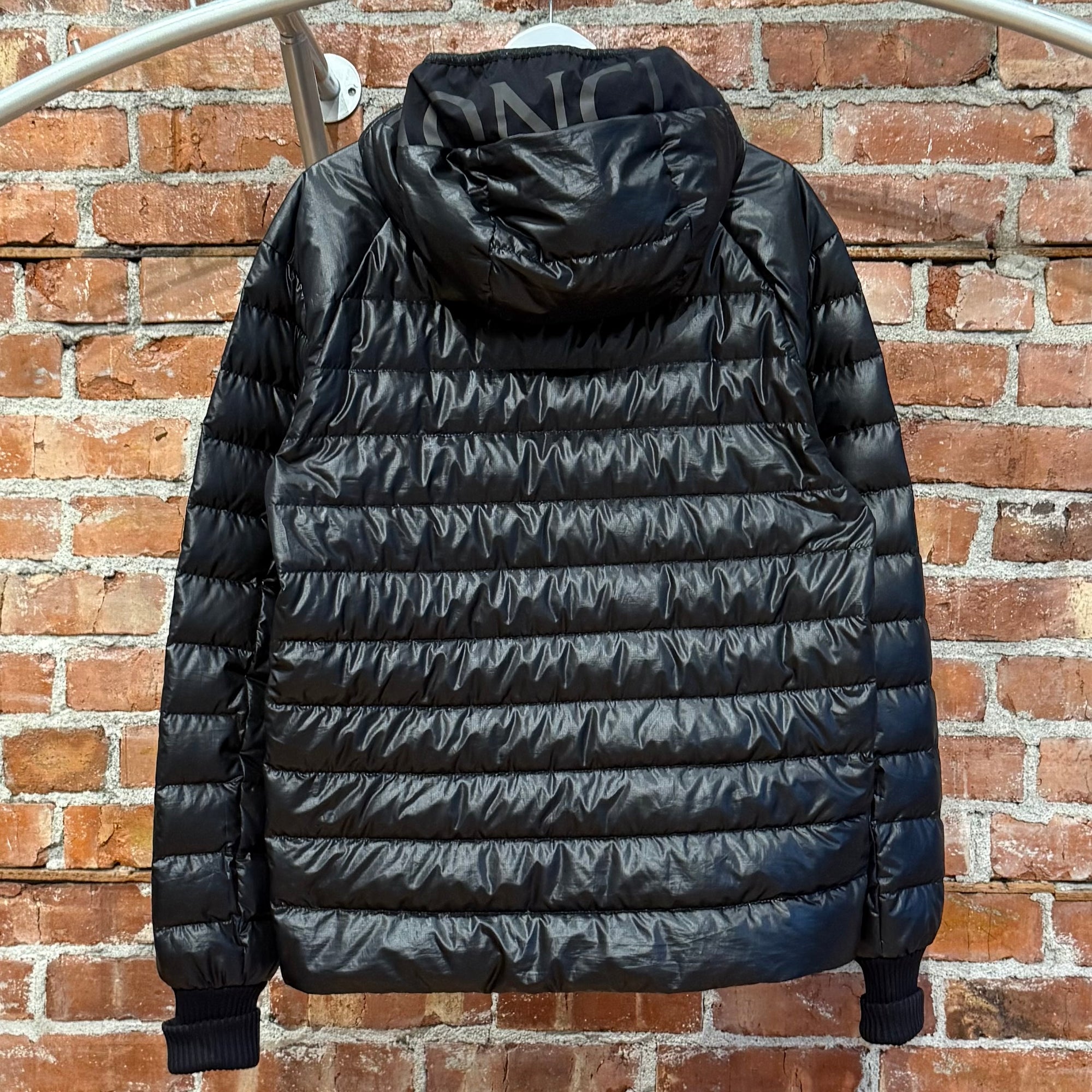 MONCLER JILDAZ TONAL DOWN PUFFER JACKET ‘BLACK’