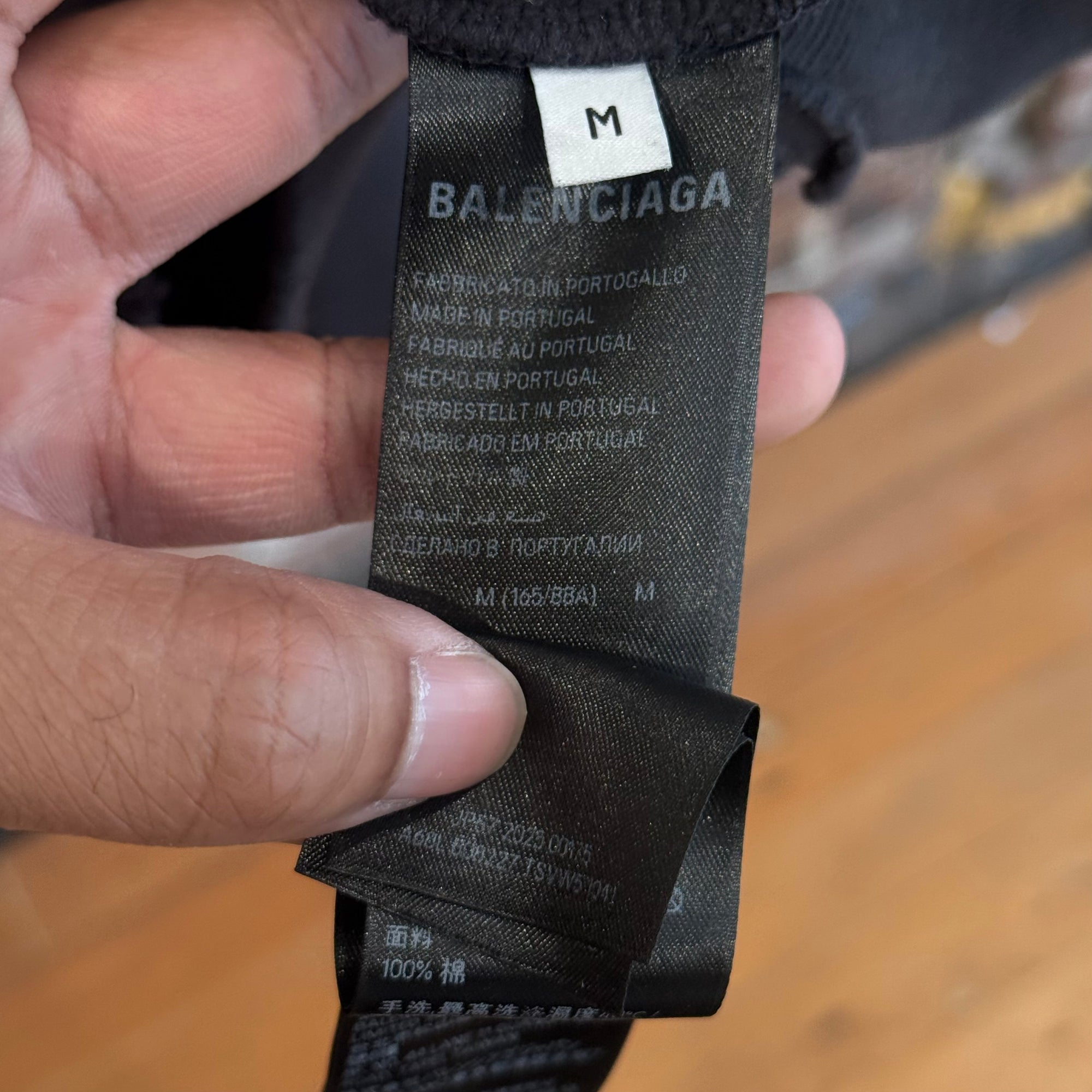BALENCIAGA FW25 BLACKLETTER SCRIPT PULLED ZIP HOODIE ‘BLACK’